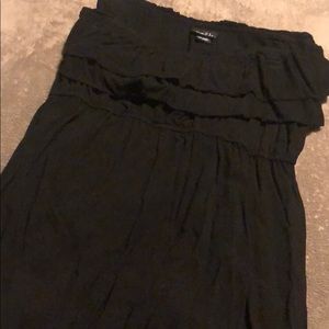 Black sleeveless mid dress